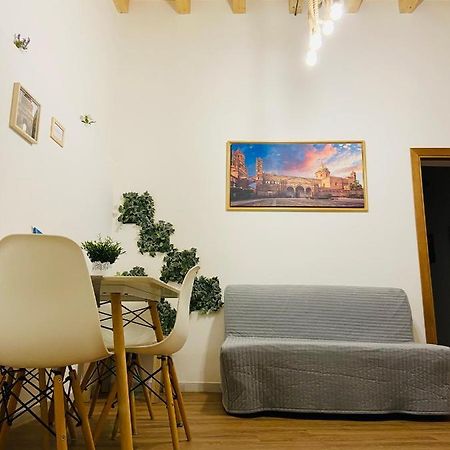 La Casa Di Tabbi Appartement Palermo Buitenkant foto