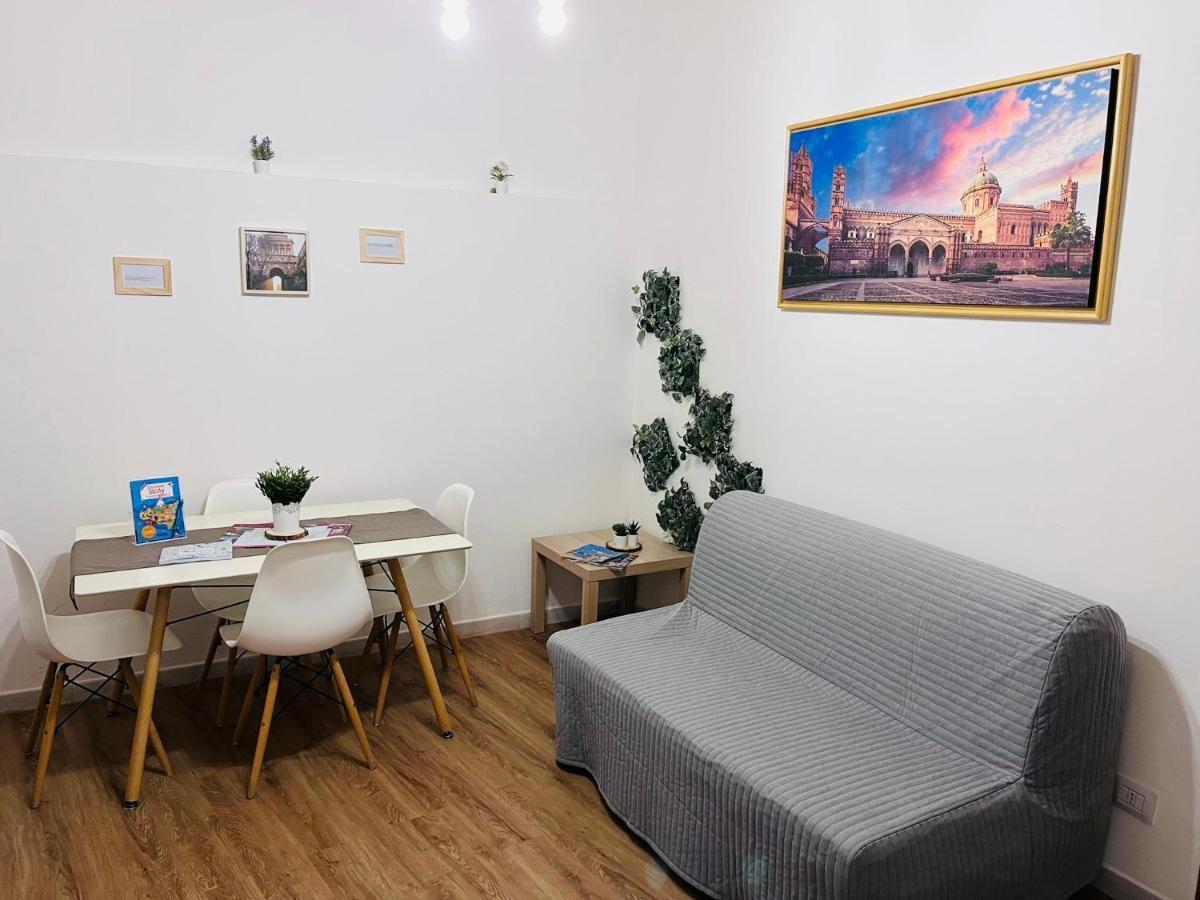 La Casa Di Tabbi Appartement Palermo Buitenkant foto